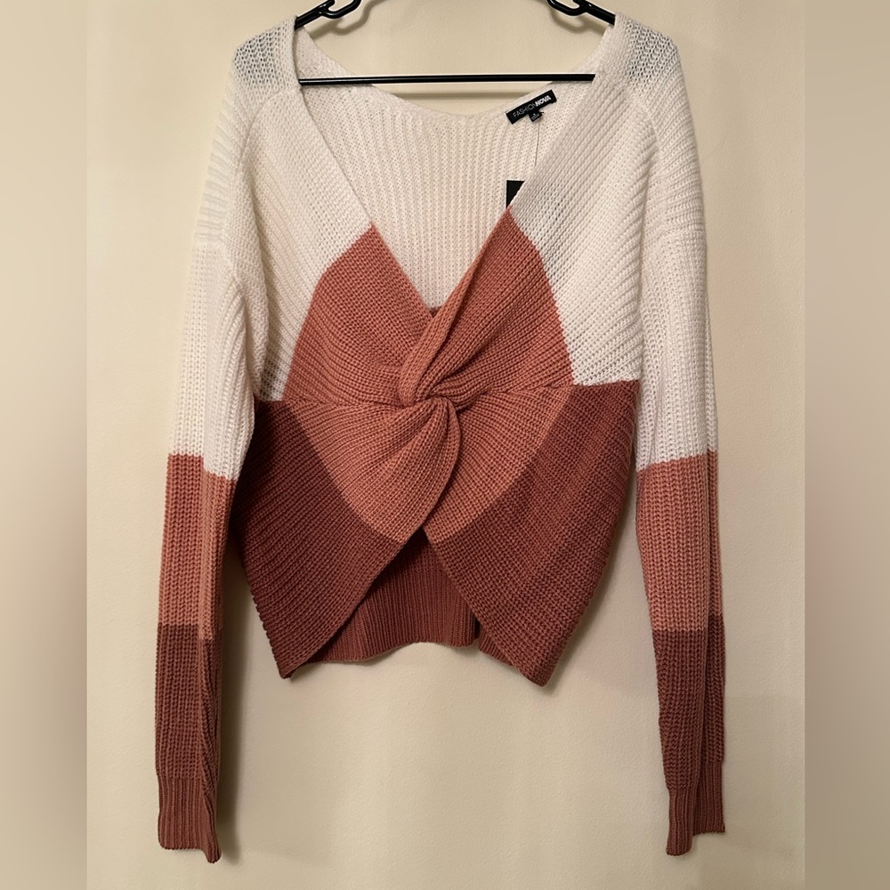 Fashion Nova Just A Little Twisted Sweater Size Small